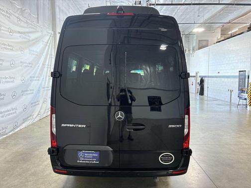 2025 Mercedes-Benz Sprinter 2500 High Roof