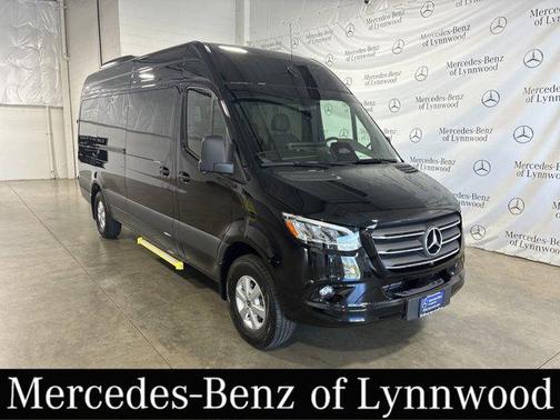 2025 Mercedes-Benz Sprinter 2500 High Roof