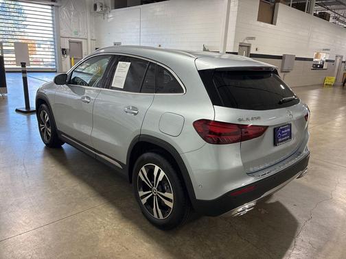 2025 Mercedes-Benz GLA 250 4MATIC