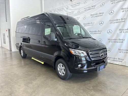 2025 Mercedes-Benz Sprinter 2500 High Roof