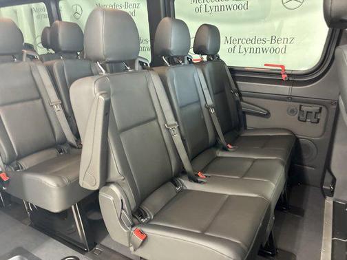 2025 Mercedes-Benz Sprinter 2500 High Roof