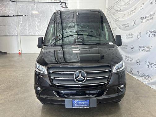 2025 Mercedes-Benz Sprinter 2500 High Roof