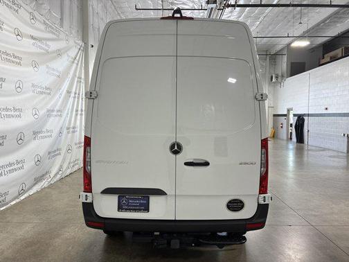 2025 Mercedes-Benz Sprinter 2500 High Roof