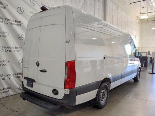 2024 Mercedes-Benz Sprinter 2500 High Roof