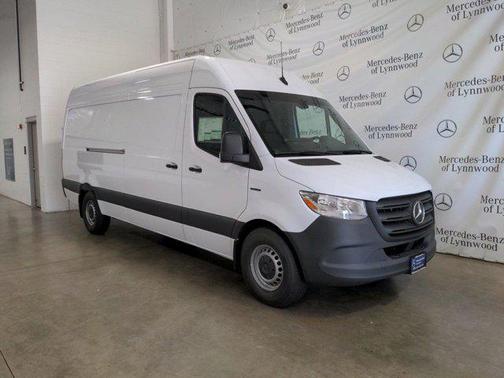 2024 Mercedes-Benz Sprinter 2500 High Roof