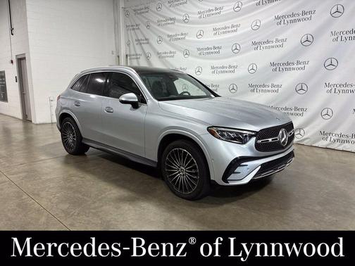 Cirrus Silver Metallic 2025 Mercedes-Benz GLC 350e Base