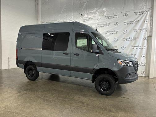 2025 Mercedes-Benz Sprinter 2500 High Roof