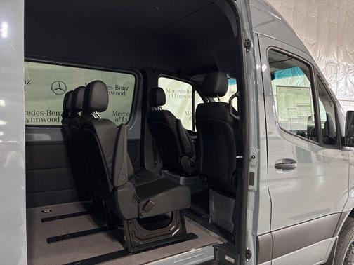 2025 Mercedes-Benz Sprinter 2500 High Roof