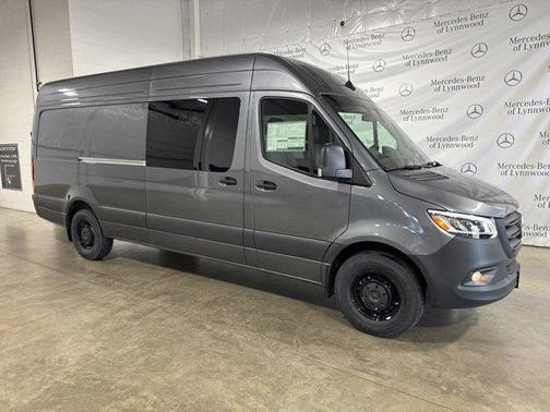 2025 Mercedes-Benz Sprinter 2500 High Roof