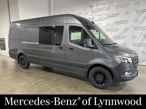 2025 Mercedes-Benz Sprinter 2500 High Roof