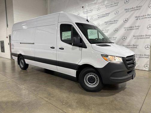 2025 Mercedes-Benz Sprinter 2500 High Roof