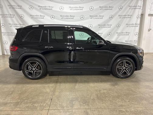 2025 Mercedes-Benz GLB 250 4MATIC