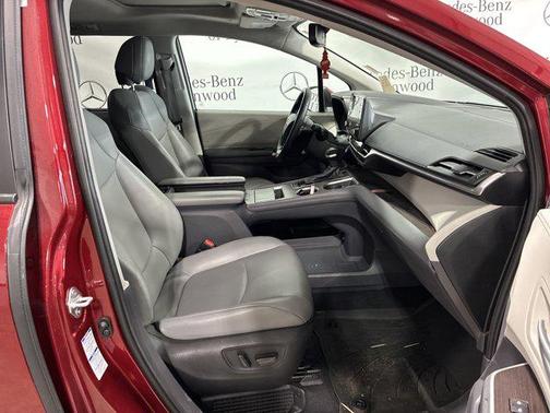 2022 Toyota Sienna XLE 7 Passenger