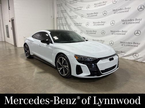 2024 Audi e-tron GT Prestige quattro