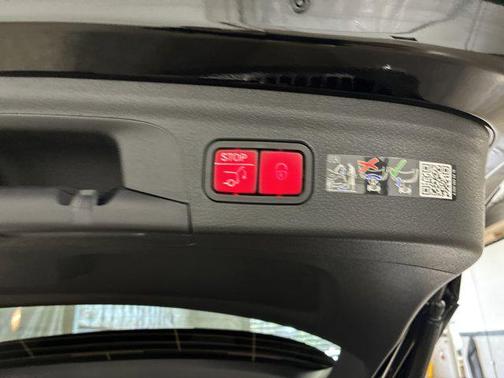 2025 Mercedes-Benz GLE 450e 4MATIC