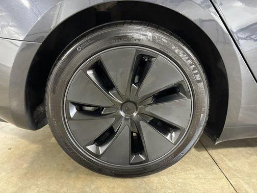 2024 Tesla Model 3 Long Range