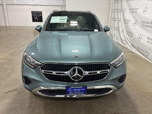 2026 Mercedes-Benz GLC 300 4MATIC