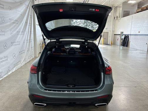 2025 Mercedes-Benz GLC 350e Base