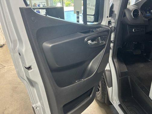 2023 Mercedes-Benz Sprinter 2500 High Roof