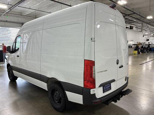 2025 Mercedes-Benz Sprinter 2500 High Roof