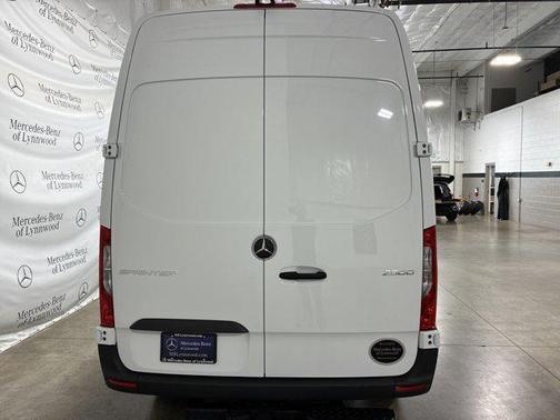 2025 Mercedes-Benz Sprinter 2500 High Roof