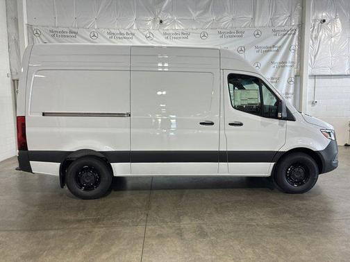 2025 Mercedes-Benz Sprinter 2500 High Roof