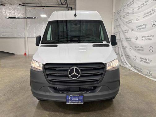 2025 Mercedes-Benz Sprinter 2500 High Roof