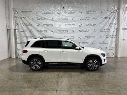 2025 Mercedes-Benz GLB 250 4MATIC