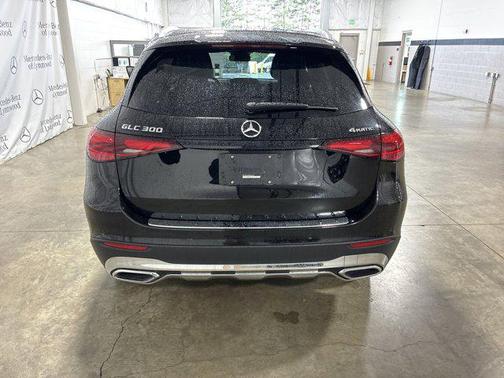 2023 Mercedes-Benz GLC 300 4MATIC
