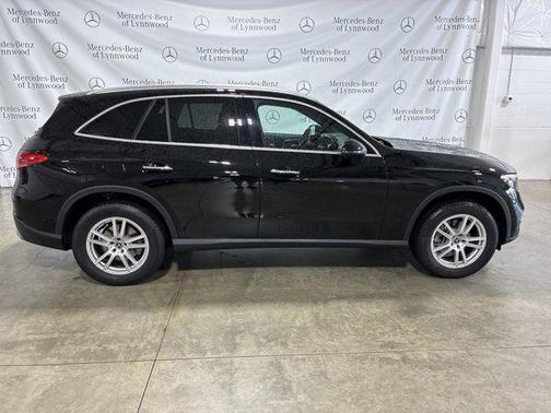 2023 Mercedes-Benz GLC 300 4MATIC