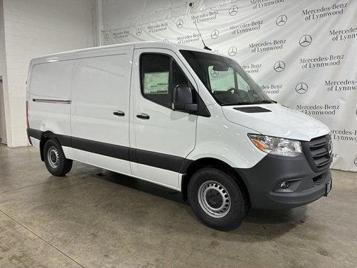 2025 Mercedes-Benz Sprinter 2500 Standard Roof