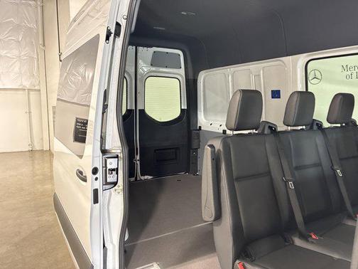 2025 Mercedes-Benz Sprinter 2500 High Roof