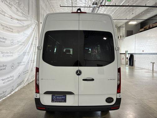 2025 Mercedes-Benz Sprinter 2500 High Roof