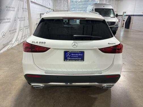 2025 Mercedes-Benz GLA 250 4MATIC