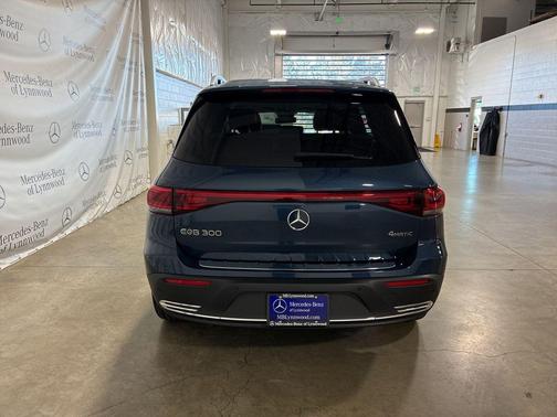 2023 Mercedes-Benz EQB 300 4MATIC