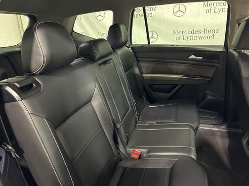 2021 Volkswagen Atlas 3.6L SE w/Technology