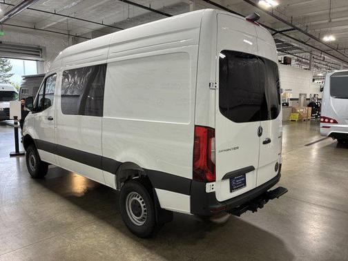 2025 Mercedes-Benz Sprinter 2500 High Roof