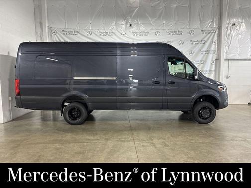 2025 Mercedes-Benz Sprinter 3500XD High Roof