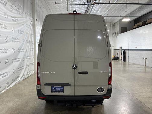 2025 Mercedes-Benz Sprinter 2500 High Roof
