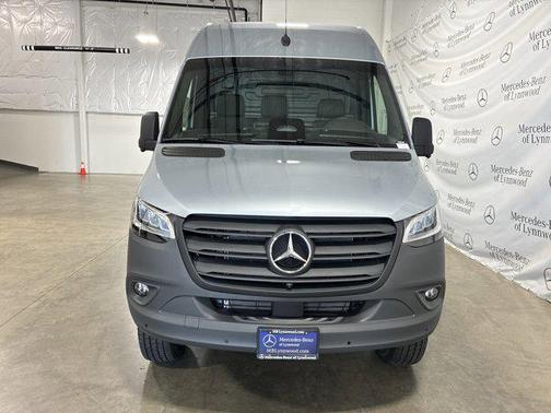 2025 Mercedes-Benz Sprinter 2500 High Roof