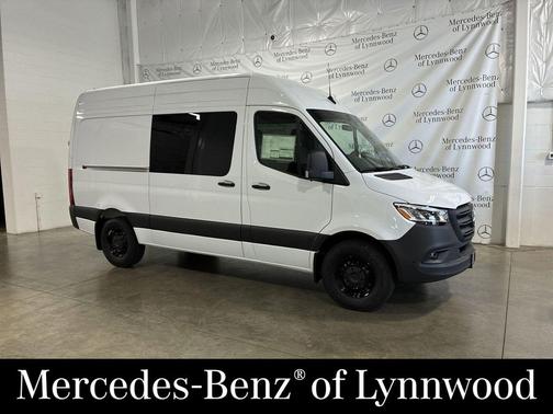 2025 Mercedes-Benz Sprinter 2500 Standard Roof