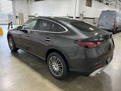 2025 Mercedes-Benz GLC 300 4MATIC Coupe