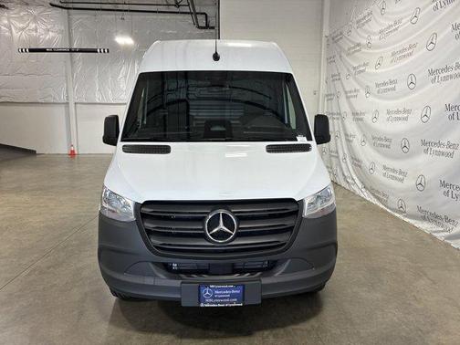 2025 Mercedes-Benz Sprinter 2500 High Roof