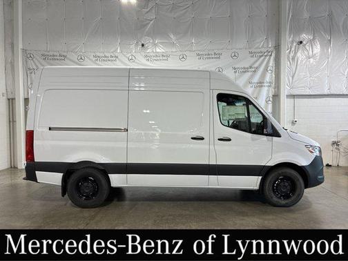 2025 Mercedes-Benz Sprinter 2500 High Roof