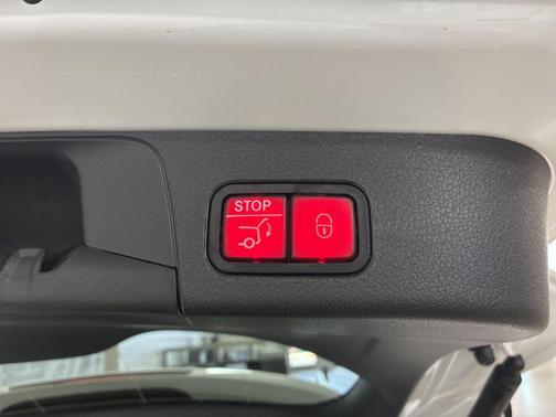 2026 Mercedes-Benz GLB 250 4MATIC