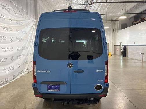 2026 Mercedes-Benz Sprinter 2500 Standard Roof