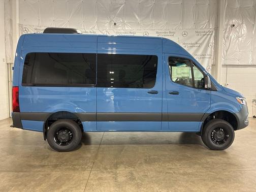 2026 Mercedes-Benz Sprinter 2500 Standard Roof
