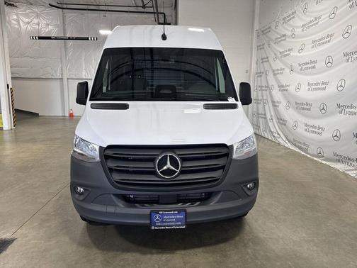 2025 Mercedes-Benz Sprinter 2500 High Roof