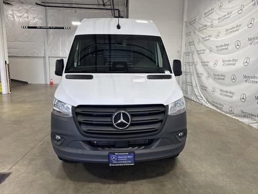 2025 Mercedes-Benz Sprinter 2500 High Roof