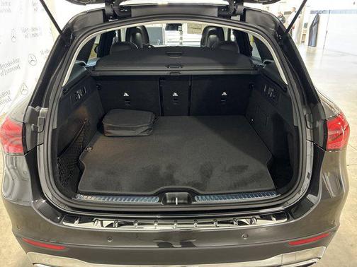 2025 Mercedes-Benz GLC 350e Base